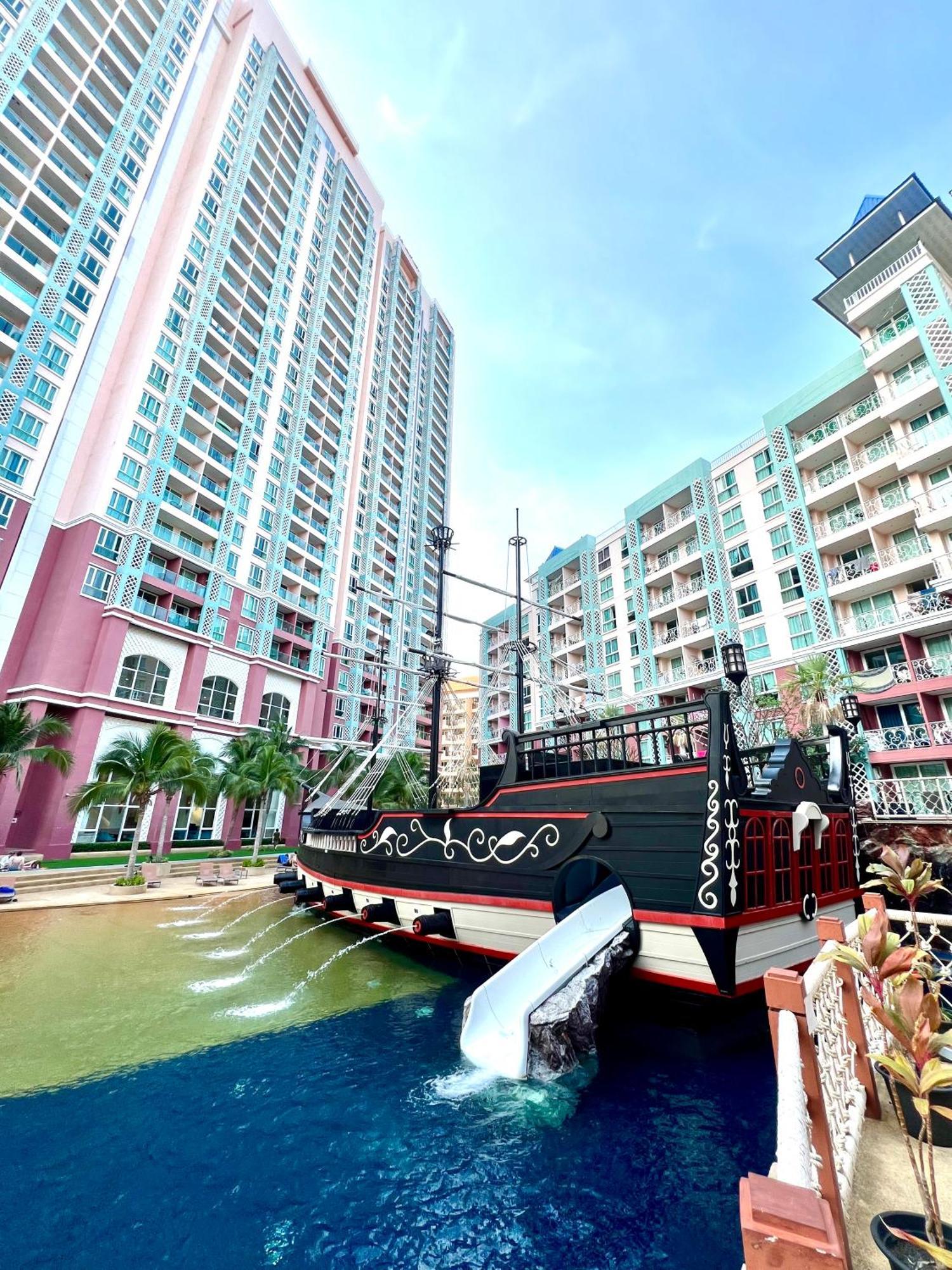 Grande Caribbean Pattaya Hotel Exterior photo