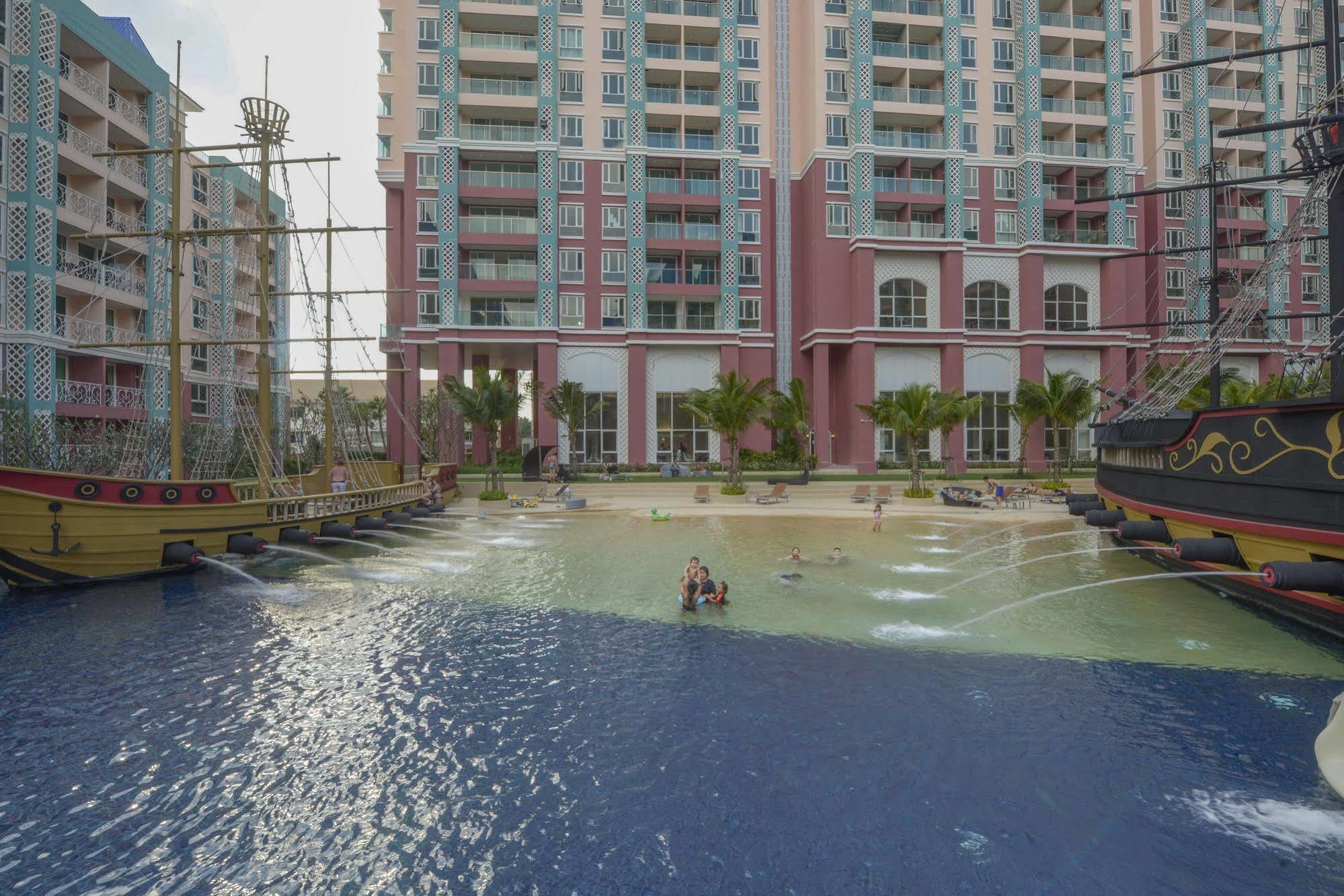 Grande Caribbean Pattaya Hotel Exterior photo